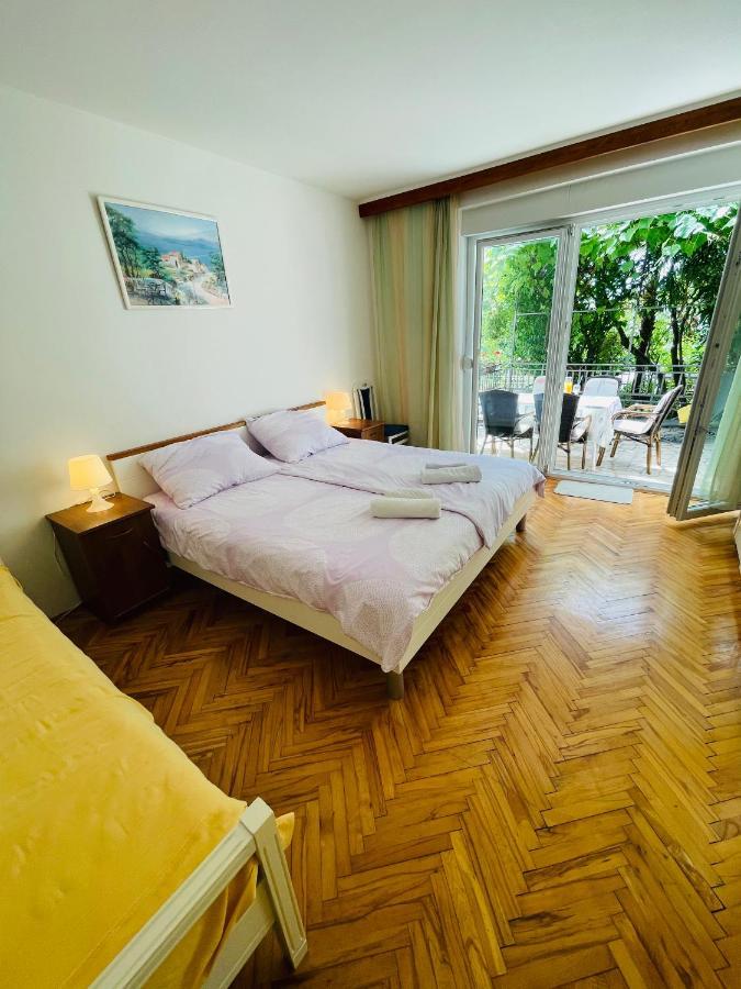 Apartments Paco & Bony Ловран Экстерьер фото